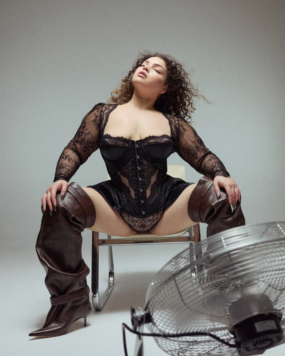 Daphne Corset - Image 4